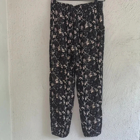 Aritzia Talula Los Feliz Pant Drawstring Joggers Size Small - Picture 9 of 9